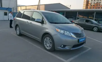 Toyota Sienna 2017 года за 17 000 000 тг. в Шымкент фото 2