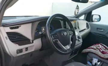 Toyota Sienna 2017 года за 17 000 000 тг. в Шымкент фото 5