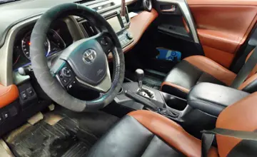 Toyota RAV4 2013 года за 9 800 000 тг. в Астана фото 5
