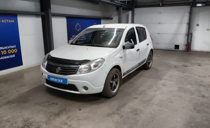 Renault Sandero 2013 года за 3 000 000 тг. в Астана