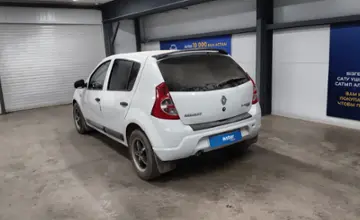 Renault Sandero 2013 года за 3 000 000 тг. в Астана фото 4
