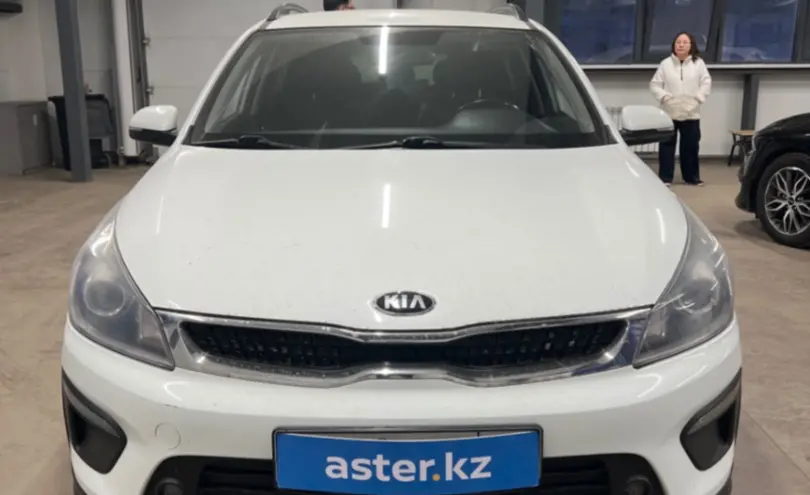 Kia Rio 2019 года за 6 500 000 тг. в Астана фото 2