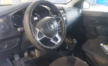Renault Sandero 2018 года за 3 000 000 тг. в Алматы фото 5