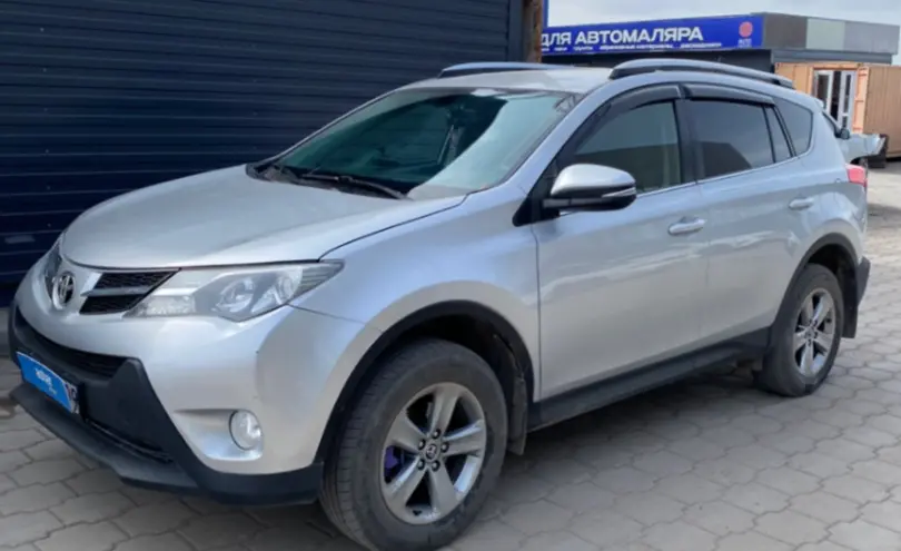 Toyota RAV4 2015 года за 8 500 000 тг. в Караганда