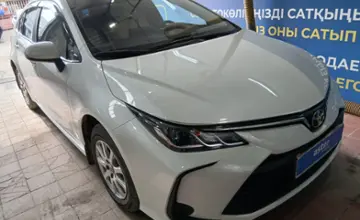 Toyota Corolla 2021 года за 12 000 000 тг. в Астана фото 3