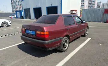 Volkswagen Vento 1992 года за 1 500 000 тг. в Алматы