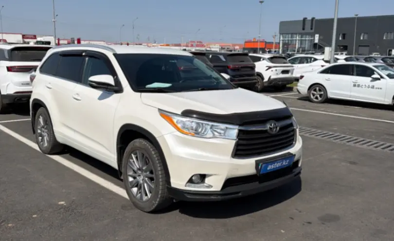 Toyota Highlander 2014 года за 15 000 000 тг. в Алматы фото 3