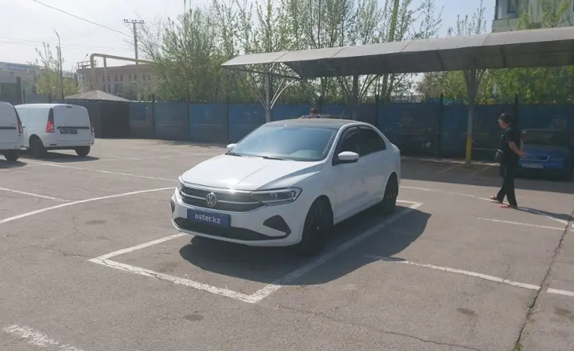 Volkswagen Polo 2022 года за 7 800 000 тг. в Алматы