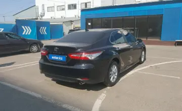 Toyota Camry 2020 года за 11 500 000 тг. в Алматы фото 3