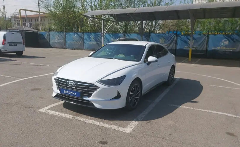 Hyundai Sonata 2023 года за 13 000 000 тг. в Алматы