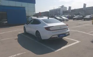 Hyundai Sonata 2023 года за 13 000 000 тг. в Алматы фото 4