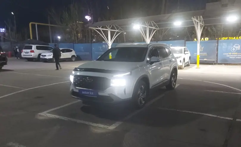 Hyundai Santa Fe 2022 года за 17 000 000 тг. в Алматы