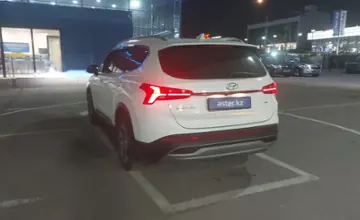 Hyundai Santa Fe 2022 года за 17 000 000 тг. в Алматы фото 4