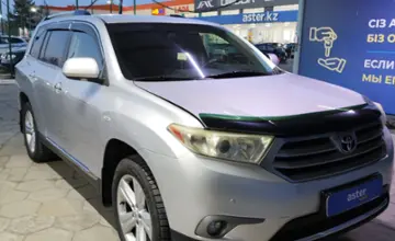 Toyota Highlander 2012 года за 13 000 000 тг. в Талдыкорган фото 3