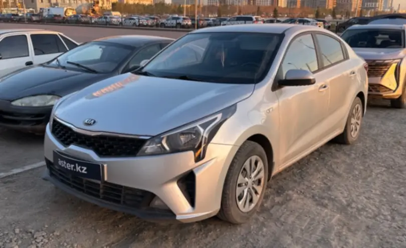 Kia Rio 2021 года за 6 500 000 тг. в Астана