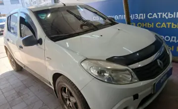 Renault Sandero 2013 года за 4 000 000 тг. в Астана фото 3