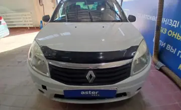 Renault Sandero 2013 года за 4 000 000 тг. в Астана фото 2