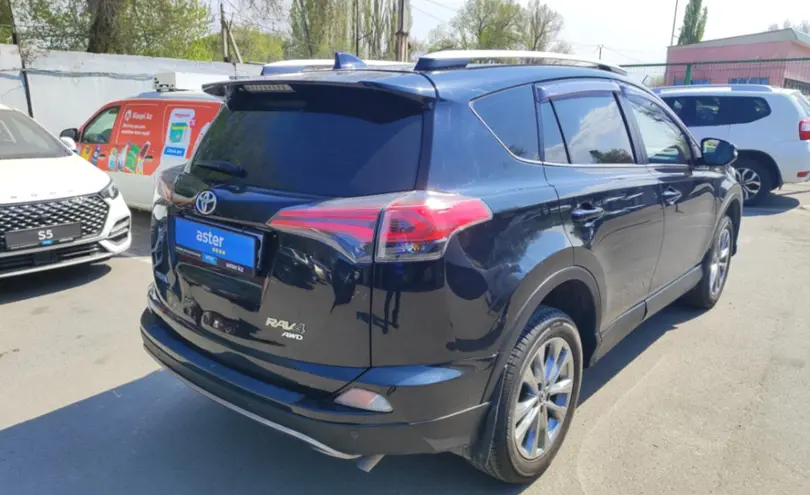 Toyota RAV4 2017 года за 11 000 000 тг. в Алматы фото 5