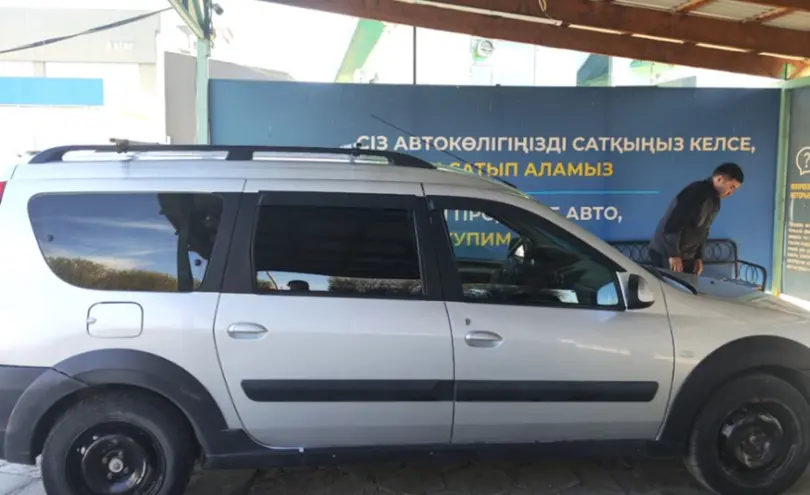 LADA (ВАЗ) Largus Cross 2017 года за 4 600 000 тг. в Талдыкорган фото 4