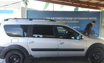 LADA (ВАЗ) Largus Cross 2017 года за 4 600 000 тг. в Талдыкорган фото 4