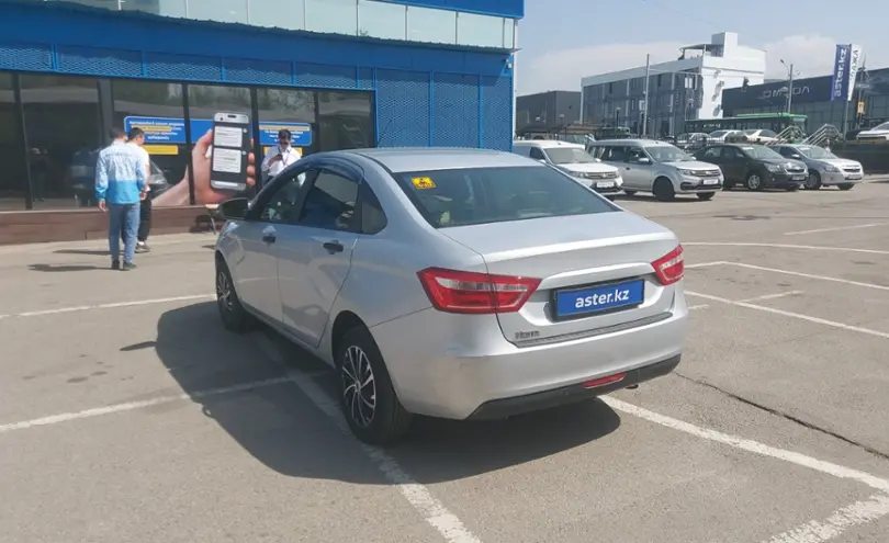 LADA (ВАЗ) Vesta 2018 года за 4 000 000 тг. в Алматы фото 4