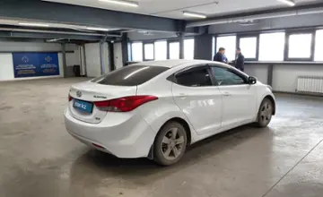 Hyundai Elantra 2013 года за 5 500 000 тг. в Астана фото 3