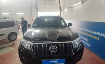 Toyota Land Cruiser Prado 2018 года за 19 000 000 тг. в Астана фото 2