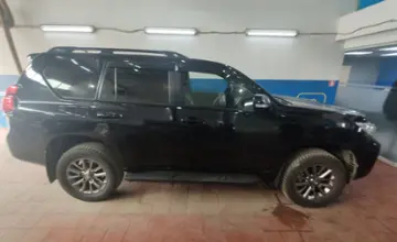 Toyota Land Cruiser Prado 2018 года за 19 000 000 тг. в Астана фото 4