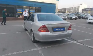 Mercedes-Benz C-Класс 1999 года за 2 500 000 тг. в Алматы фото 4