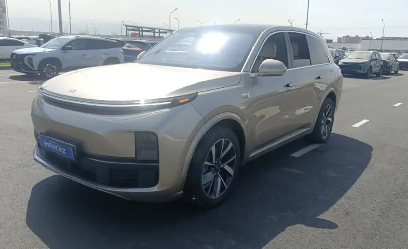 LiXiang L8 2023 года за 21 000 000 тг. в Алматы