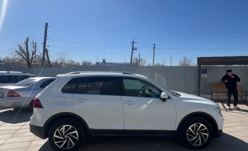 Volkswagen Tiguan 2020 года за 12 000 000 тг. в Уральск фото 4