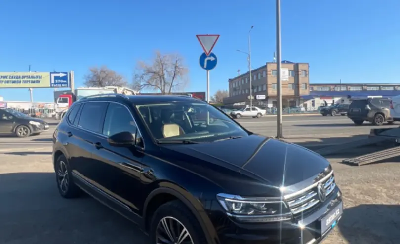 Volkswagen Tiguan 2017 года за 9 000 000 тг. в Уральск фото 3