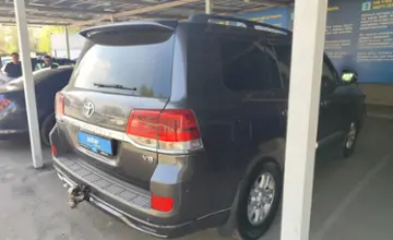 Toyota Land Cruiser 2015 года за 25 000 000 тг. в Алматы