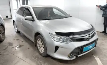 Toyota Camry 2015 года за 9 000 000 тг. в Астана фото 2
