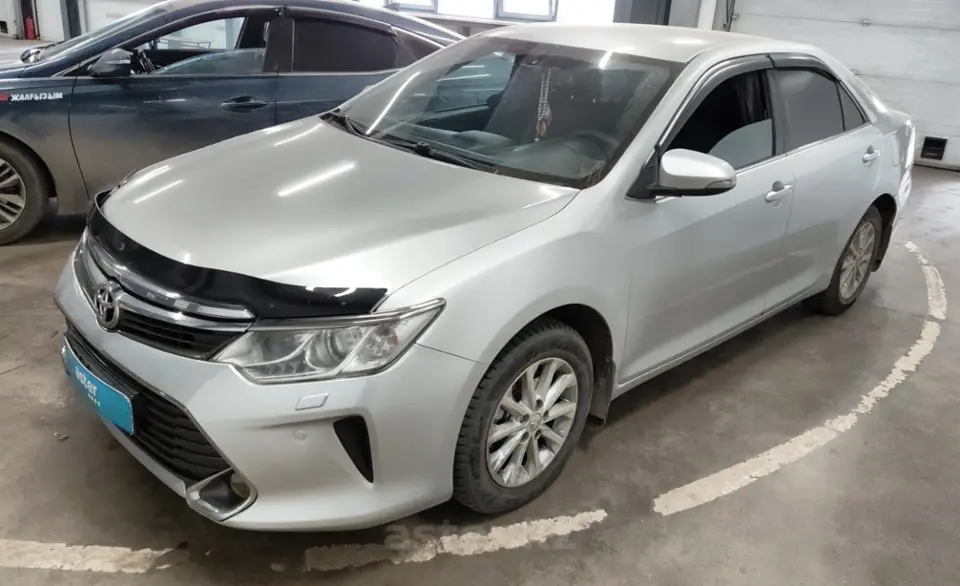 Toyota Camry 2015 года за 9 000 000 тг. в Астана