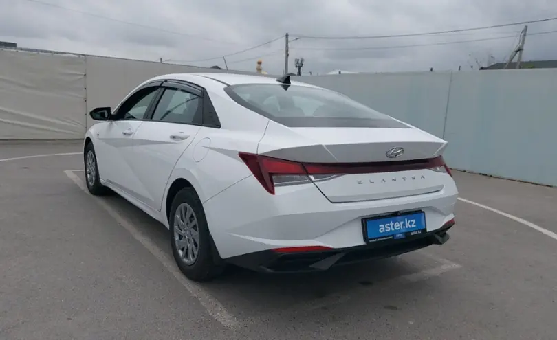 Hyundai Elantra 2021 года за 8 500 000 тг. в Шымкент фото 4