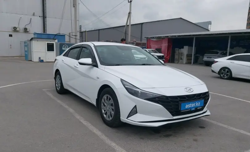 Hyundai Elantra 2021 года за 8 500 000 тг. в Шымкент фото 2