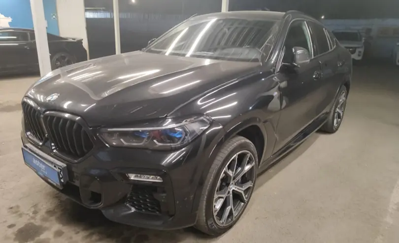 BMW X6 2021 года за 30 000 000 тг. в Алматы