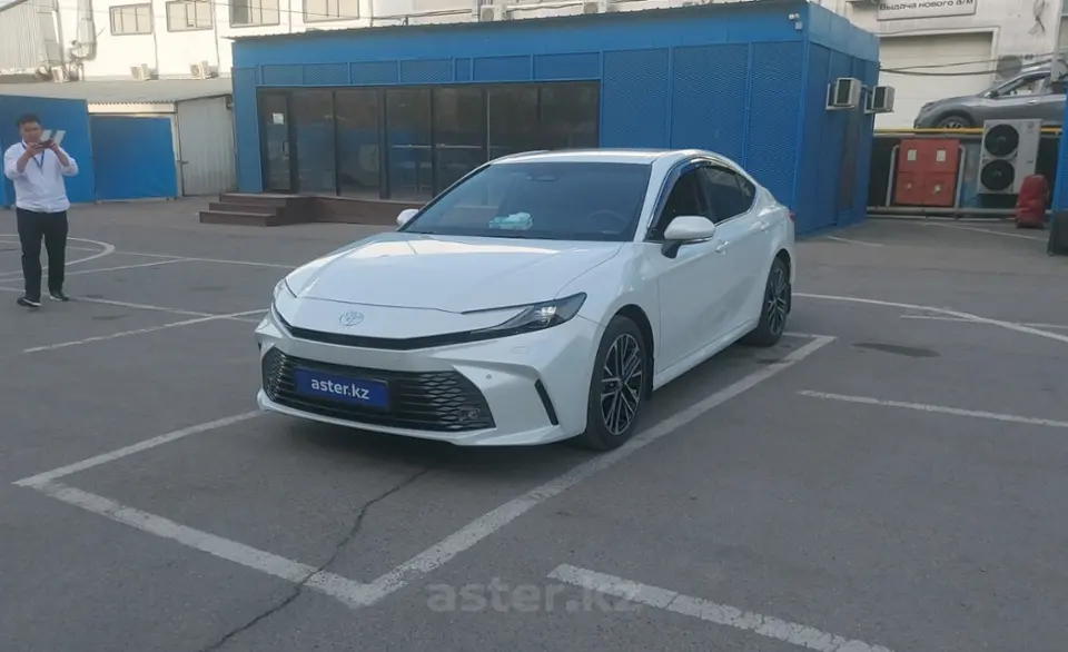 Toyota Camry 2026 года за 22 000 000 тг. в Алматы
