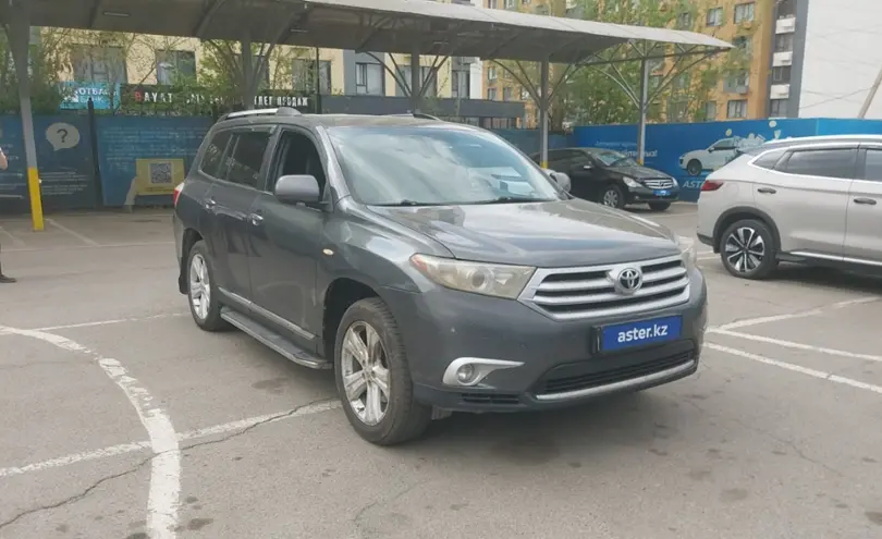 Toyota Highlander 2011 года за 9 000 000 тг. в Алматы фото 2