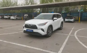 Toyota Highlander 2023 года за 20 000 000 тг. в Алматы фото 1