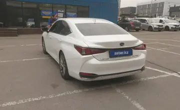 Lexus ES 2018 года за 17 400 000 тг. в Алматы фото 4