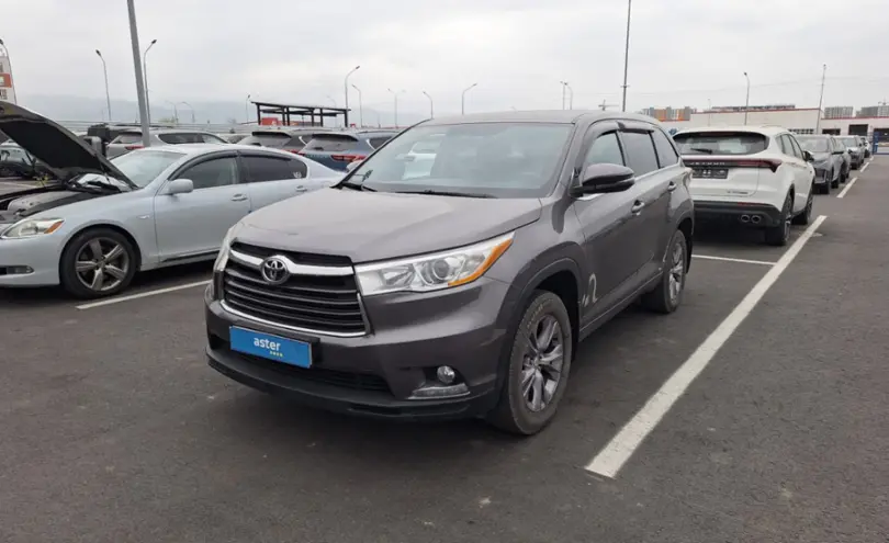 Toyota Highlander 2014 года за 13 500 000 тг. в Алматы