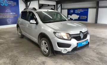 Renault Sandero 2016 года за 3 900 000 тг. в Астана фото 2