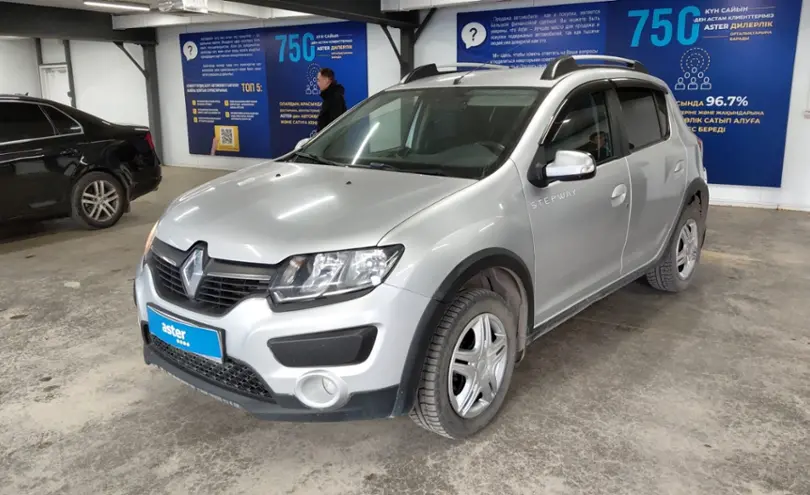 Renault Sandero 2016 года за 3 900 000 тг. в Астана