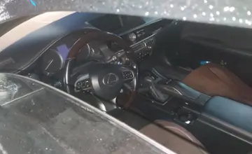 Lexus ES 2016 года за 16 000 000 тг. в Алматы фото 5