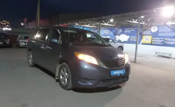 Toyota Sienna 2013 года за 12 000 000 тг. в Шымкент фото 2