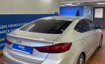 Hyundai Elantra 2018 года за 7 000 000 тг. в Астана