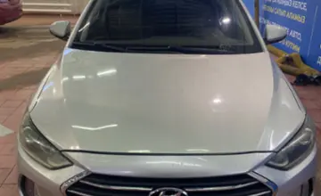 Hyundai Elantra 2018 года за 7 000 000 тг. в Астана фото 2