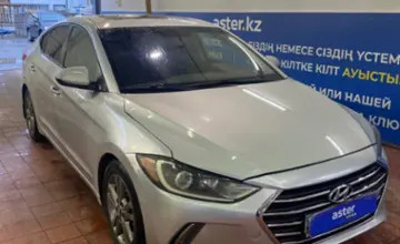 Hyundai Elantra 2018 года за 7 000 000 тг. в Астана фото 3